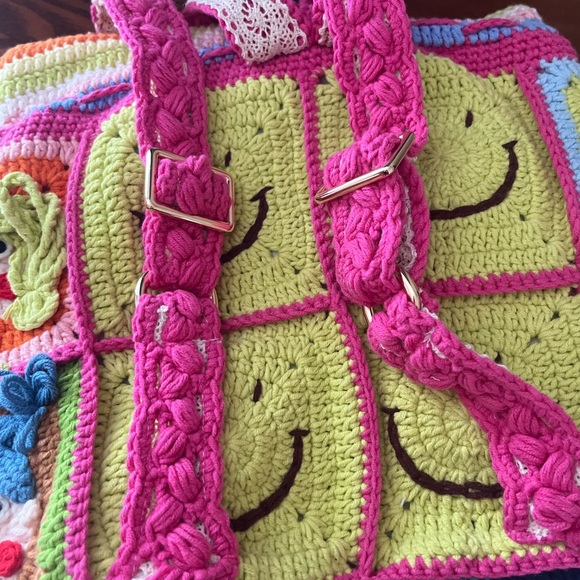 Handmade crochet backpack - Picture 6 of 9